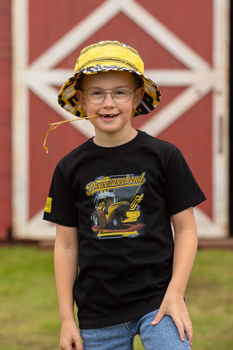 Kids shirt & bucket hat